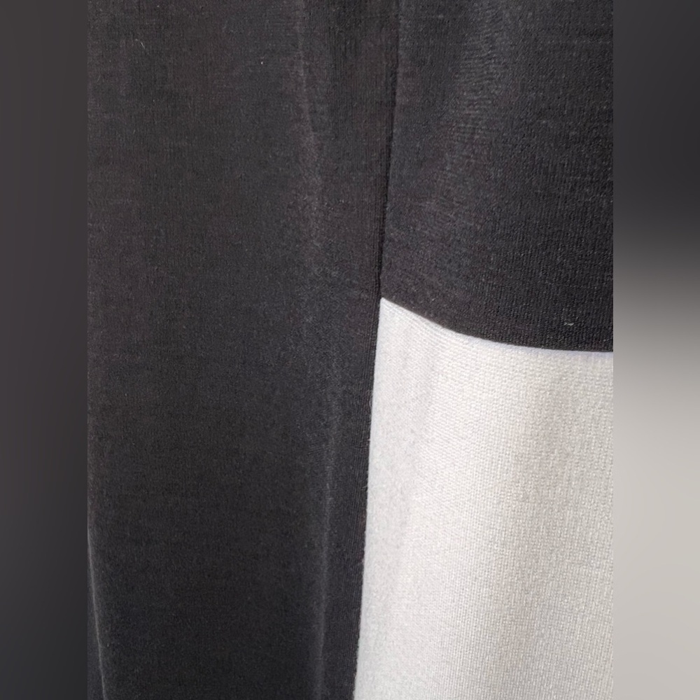 159. Chico's Sz 2 Black White Colorblock Poly Spandex Della Dress - Picture 5 of 6